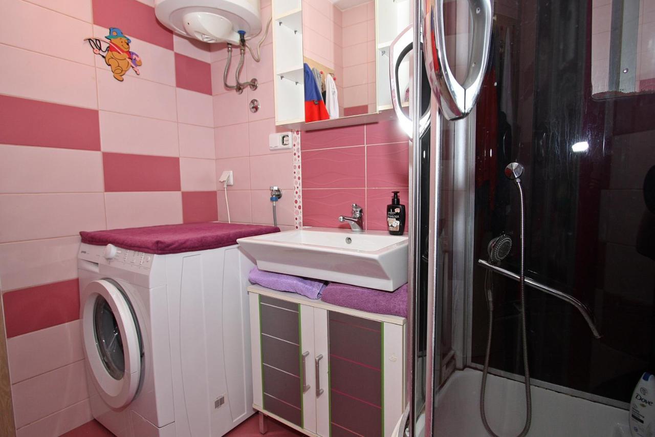 Apartment Petra Supetar Bagian luar foto