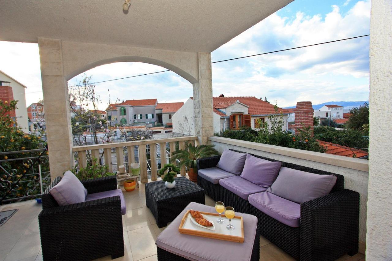 Apartment Petra Supetar Bagian luar foto