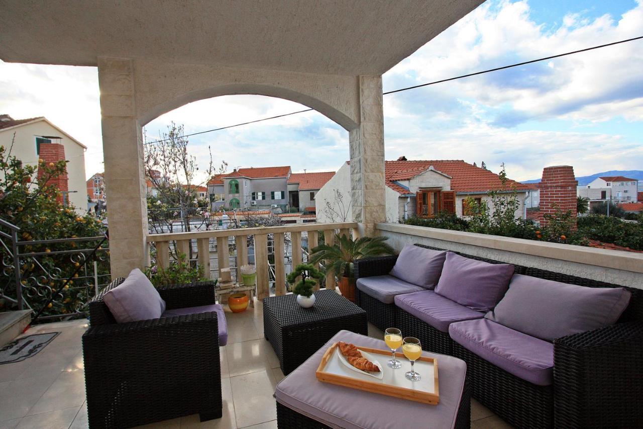 Apartment Petra Supetar Bagian luar foto